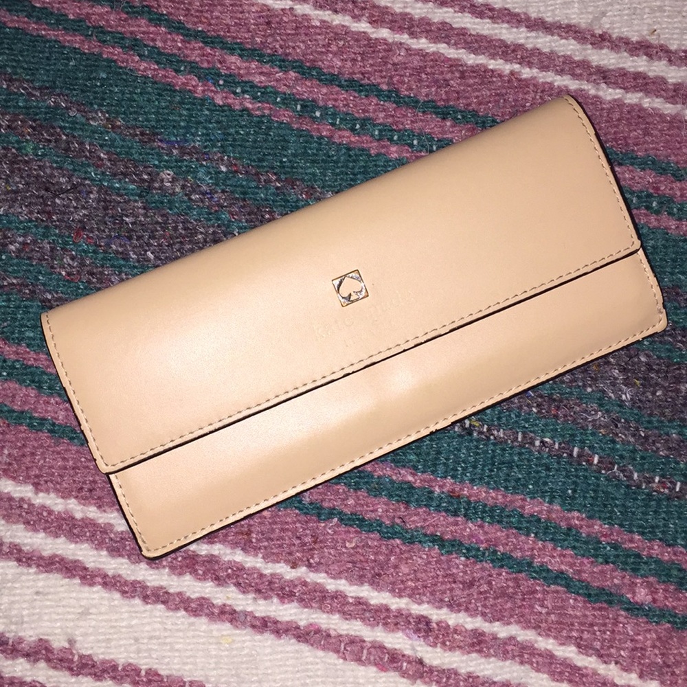 Kate Spade Nude Wallet